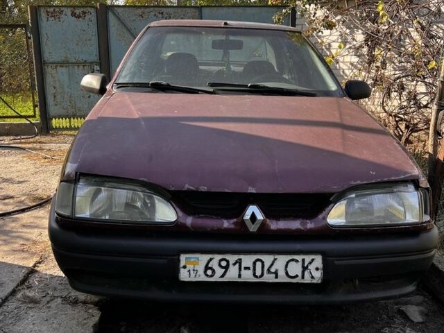 Червоний Рено 19, об'ємом двигуна 1.7 л та пробігом 300 тис. км за 650 $, фото 1 на Automoto.ua
