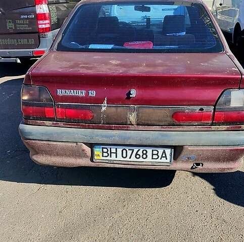 Червоний Рено 19, об'ємом двигуна 1.3 л та пробігом 150 тис. км за 800 $, фото 1 на Automoto.ua