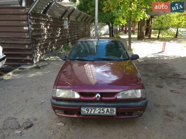 Червоний Рено 19, об'ємом двигуна 1.8 л та пробігом 235 тис. км за 1300 $, фото 1 на Automoto.ua