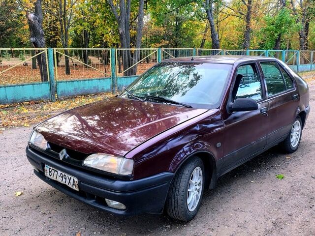 Рено 19, объемом двигателя 1.8 л и пробегом 0 тыс. км за 1000 $, фото 1 на Automoto.ua