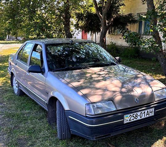 Рено 19, объемом двигателя 1.6 л и пробегом 123 тыс. км за 1300 $, фото 1 на Automoto.ua