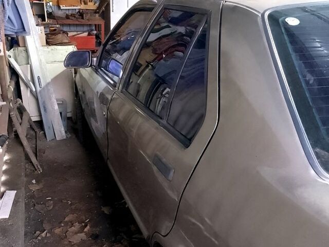 Рено 19, объемом двигателя 14 л и пробегом 0 тыс. км за 1550 $, фото 1 на Automoto.ua