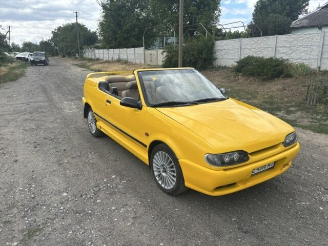 Желтый Рено 19, объемом двигателя 0 л и пробегом 200 тыс. км за 2500 $, фото 1 на Automoto.ua