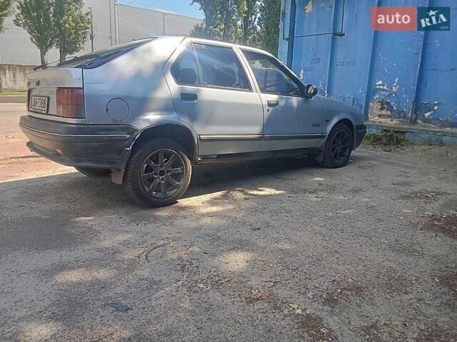 Сірий Рено 19, об'ємом двигуна 1.6 л та пробігом 99 тис. км за 800 $, фото 1 на Automoto.ua