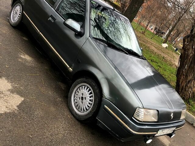 Сірий Рено 19, об'ємом двигуна 1.7 л та пробігом 352 тис. км за 1200 $, фото 1 на Automoto.ua