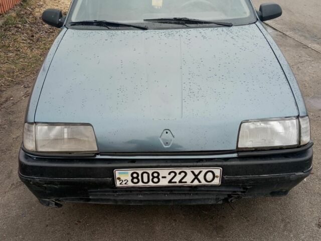 Серый Рено 19, объемом двигателя 0 л и пробегом 340 тыс. км за 1498 $, фото 1 на Automoto.ua