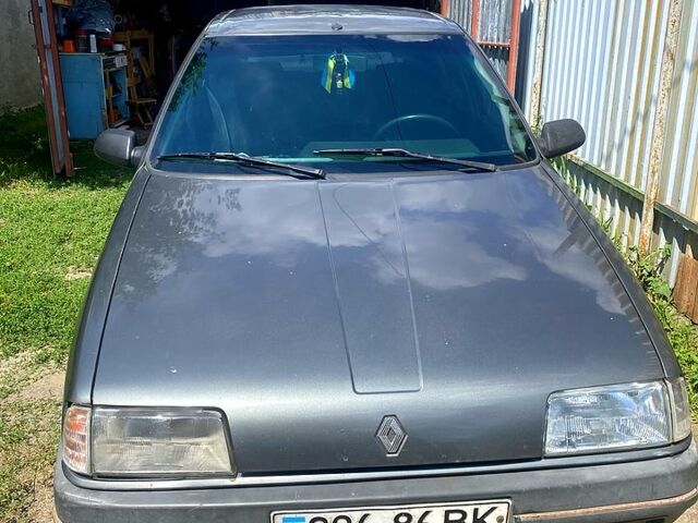 Сірий Рено 19, об'ємом двигуна 1.4 л та пробігом 350 тис. км за 900 $, фото 1 на Automoto.ua