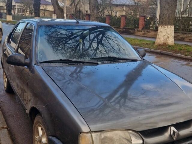 Сірий Рено 19, об'ємом двигуна 1.7 л та пробігом 2 тис. км за 1250 $, фото 1 на Automoto.ua