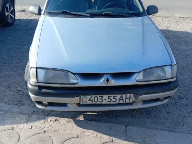 Серый Рено 19, объемом двигателя 1.4 л и пробегом 100 тыс. км за 876 $, фото 1 на Automoto.ua