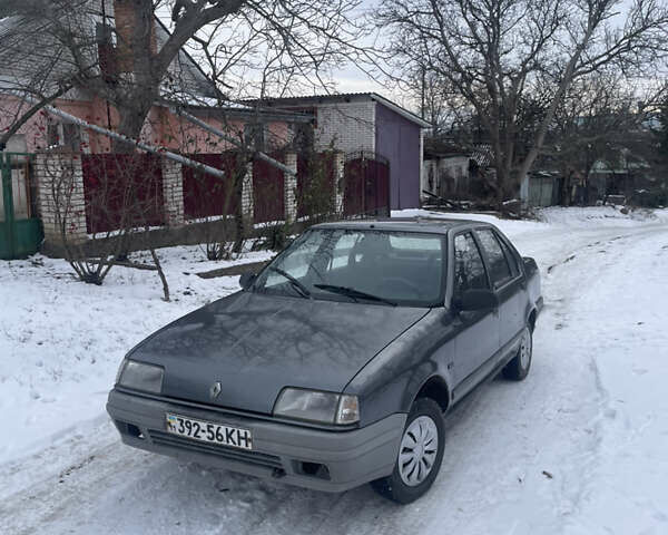 Сірий Рено 19, об'ємом двигуна 0 л та пробігом 111 тис. км за 950 $, фото 1 на Automoto.ua