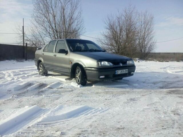 Сірий Рено 19, об'ємом двигуна 1.4 л та пробігом 300 тис. км за 2200 $, фото 1 на Automoto.ua