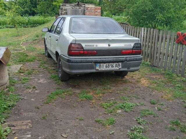 Сірий Рено 19, об'ємом двигуна 0 л та пробігом 238 тис. км за 785 $, фото 1 на Automoto.ua