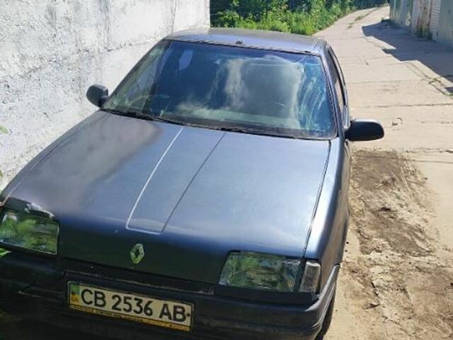 Синій Рено 19, об'ємом двигуна 0 л та пробігом 318 тис. км за 400 $, фото 1 на Automoto.ua