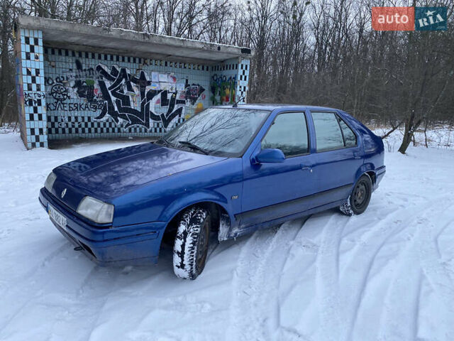 Синий Рено 19, объемом двигателя 1.7 л и пробегом 250 тыс. км за 1600 $, фото 1 на Automoto.ua