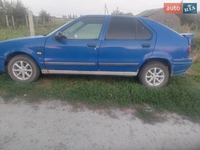 Синий Рено 19, объемом двигателя 1.72 л и пробегом 250 тыс. км за 1400 $, фото 1 на Automoto.ua