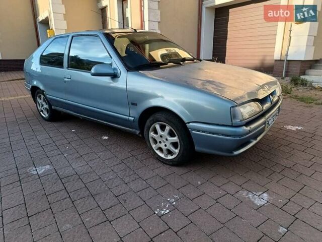 Синий Рено 19, объемом двигателя 1.7 л и пробегом 346 тыс. км за 700 $, фото 1 на Automoto.ua