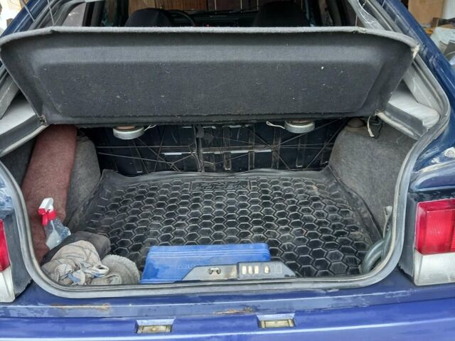 Синій Рено 19, об'ємом двигуна 1.4 л та пробігом 285 тис. км за 1700 $, фото 1 на Automoto.ua