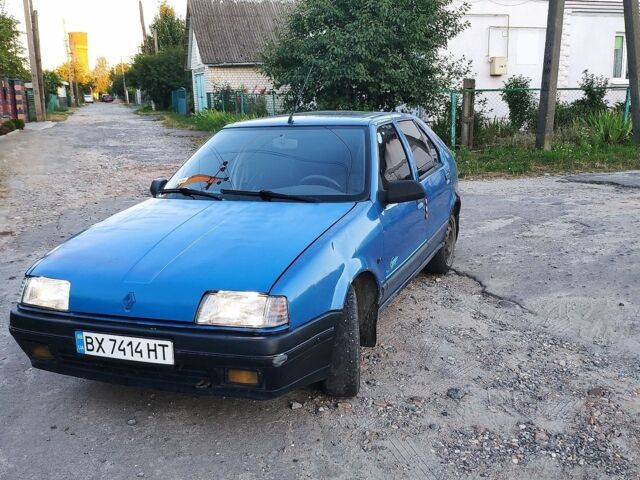 Синій Рено 19, об'ємом двигуна 1.4 л та пробігом 265 тис. км за 399 $, фото 1 на Automoto.ua