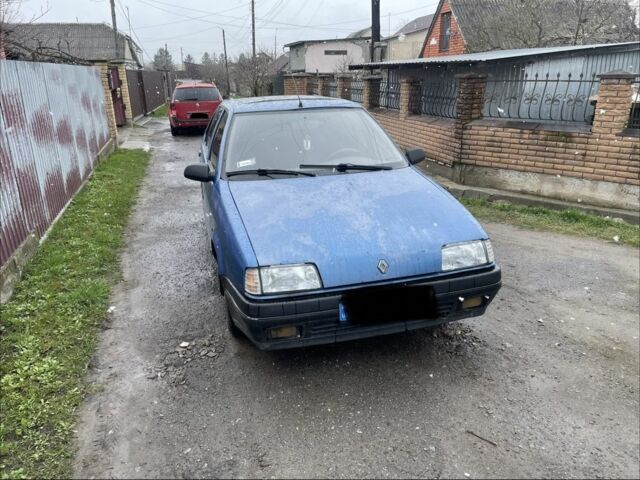 Синий Рено 19, объемом двигателя 1.4 л и пробегом 1 тыс. км за 400 $, фото 1 на Automoto.ua