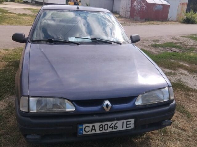 Синій Рено 19, об'ємом двигуна 1.7 л та пробігом 395 тис. км за 1500 $, фото 1 на Automoto.ua