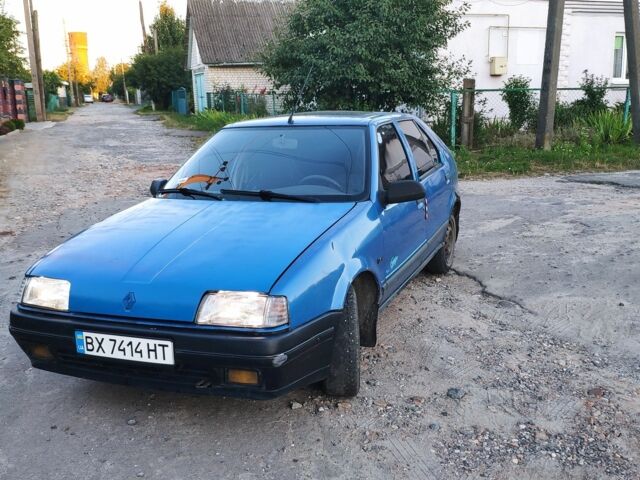 Синій Рено 19, об'ємом двигуна 1.4 л та пробігом 234 тис. км за 452 $, фото 1 на Automoto.ua