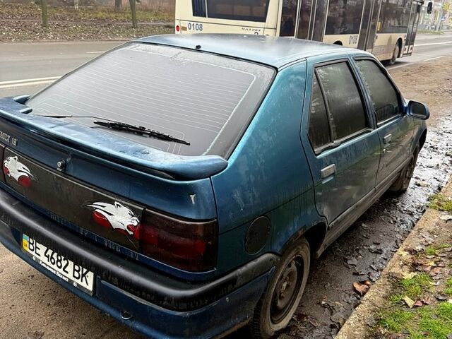 Синий Рено 19, объемом двигателя 1.4 л и пробегом 0 тыс. км за 600 $, фото 1 на Automoto.ua