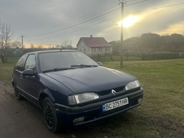 Синій Рено 19, об'ємом двигуна 1.4 л та пробігом 2 тис. км за 451 $, фото 1 на Automoto.ua