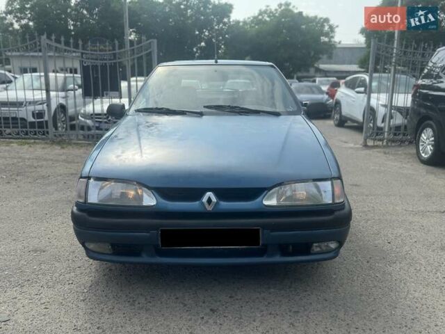 Синий Рено 19, объемом двигателя 1.7 л и пробегом 400 тыс. км за 1999 $, фото 1 на Automoto.ua