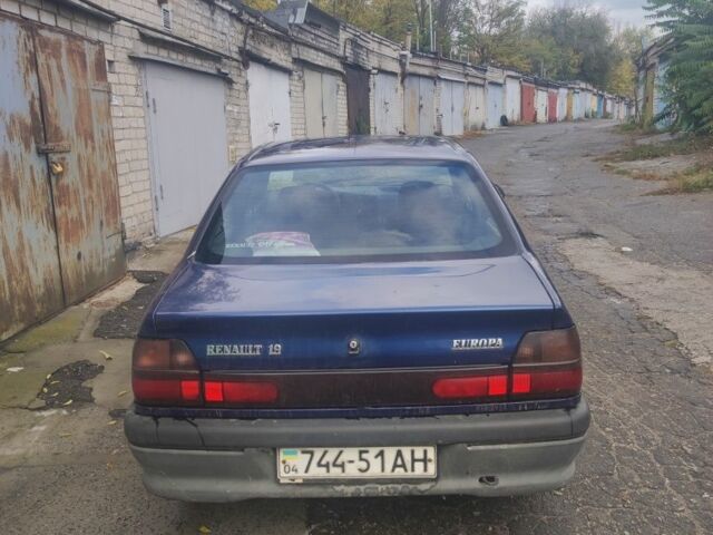 Синий Рено 19, объемом двигателя 1.4 л и пробегом 1000 тыс. км за 840 $, фото 1 на Automoto.ua