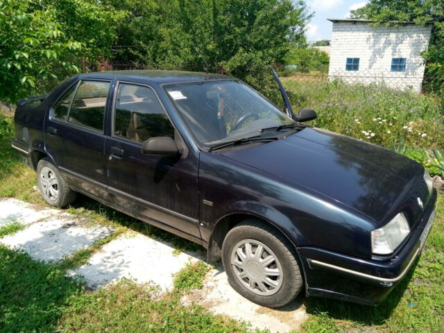 Синій Рено 19, об'ємом двигуна 1.4 л та пробігом 300 тис. км за 1200 $, фото 1 на Automoto.ua