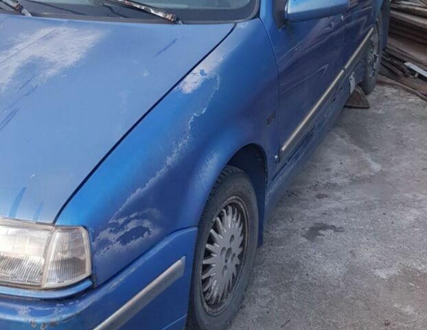 Синий Рено 19, объемом двигателя 1.7 л и пробегом 350 тыс. км за 450 $, фото 1 на Automoto.ua