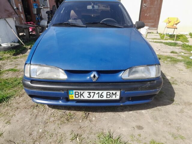 Синій Рено 19, об'ємом двигуна 1.8 л та пробігом 3 тис. км за 600 $, фото 1 на Automoto.ua
