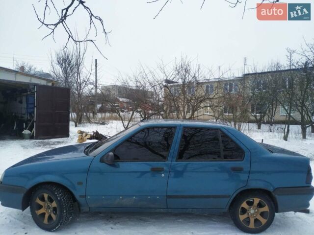 Синий Рено 19, объемом двигателя 1.4 л и пробегом 285 тыс. км за 1600 $, фото 1 на Automoto.ua