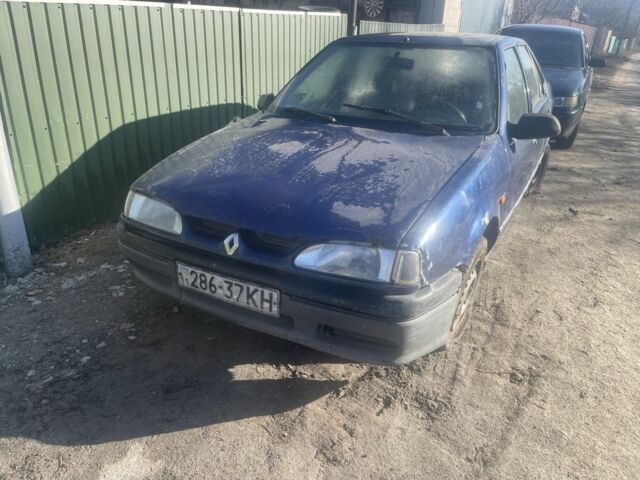 Синій Рено 19, об'ємом двигуна 1.4 л та пробігом 300 тис. км за 600 $, фото 1 на Automoto.ua