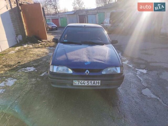 Синий Рено 19, объемом двигателя 1.4 л и пробегом 185 тыс. км за 694 $, фото 1 на Automoto.ua