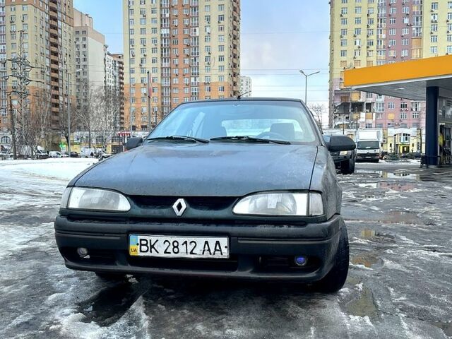 Зелений Рено 19, об'ємом двигуна 1.7 л та пробігом 390 тис. км за 800 $, фото 1 на Automoto.ua