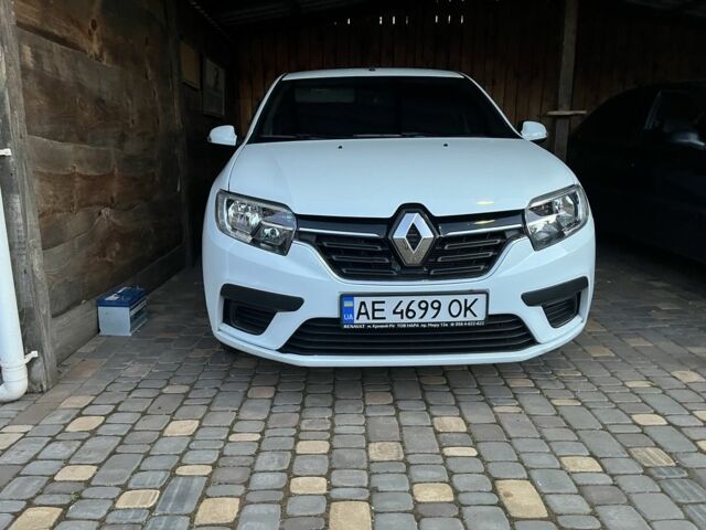 Белый Рено 21, объемом двигателя 1 л и пробегом 66 тыс. км за 7200 $, фото 1 на Automoto.ua