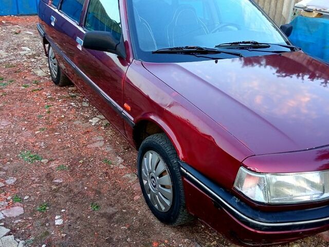 Красный Рено 21, объемом двигателя 1.7 л и пробегом 0 тыс. км за 500 $, фото 1 на Automoto.ua