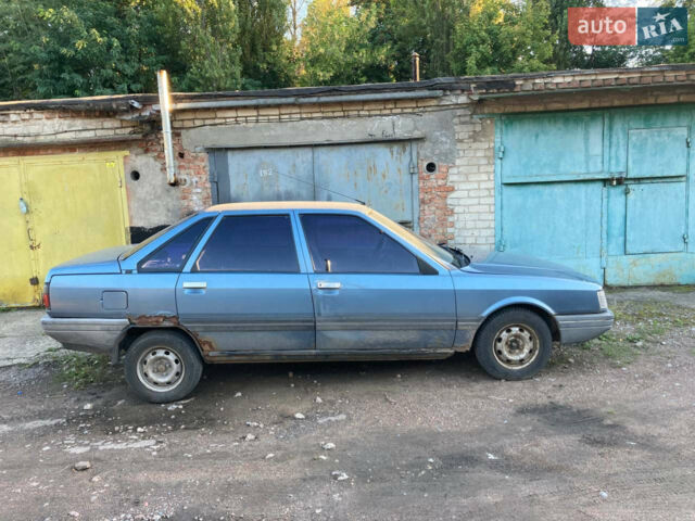 Серый Рено 21, объемом двигателя 1.71 л и пробегом 211 тыс. км за 500 $, фото 1 на Automoto.ua