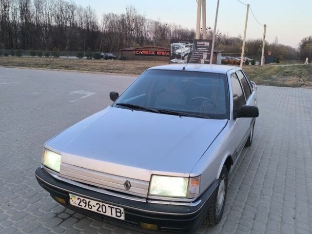 Серый Рено 21, объемом двигателя 1.7 л и пробегом 458 тыс. км за 339 $, фото 1 на Automoto.ua