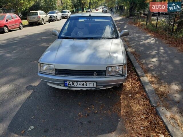 Серый Рено 21, объемом двигателя 1.72 л и пробегом 223 тыс. км за 700 $, фото 1 на Automoto.ua