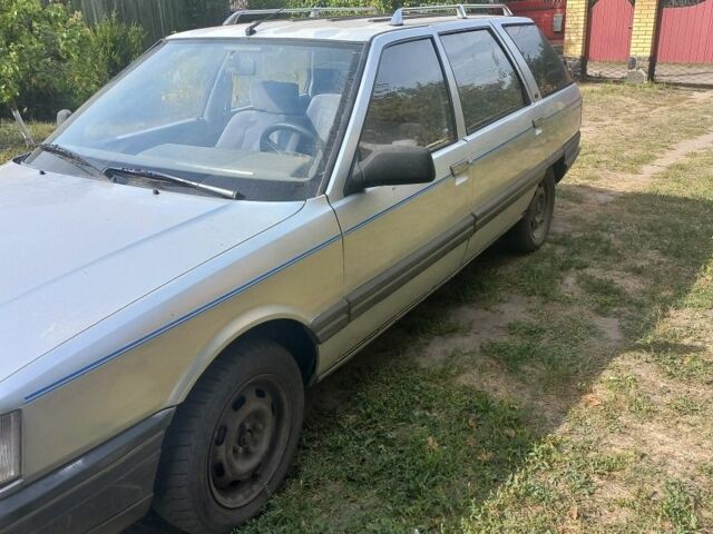 Серый Рено 21, объемом двигателя 1.7 л и пробегом 21 тыс. км за 448 $, фото 1 на Automoto.ua