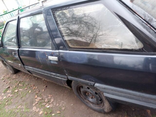 Синий Рено 21, объемом двигателя 0 л и пробегом 370 тыс. км за 148 $, фото 1 на Automoto.ua