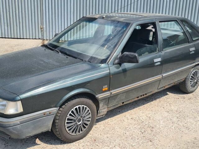 Зелений Рено 21, об'ємом двигуна 1.7 л та пробігом 227 тис. км за 400 $, фото 1 на Automoto.ua