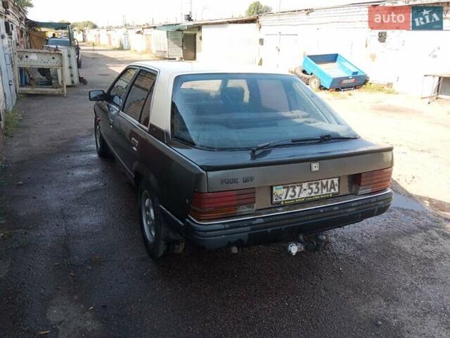 Черный Рено 25, объемом двигателя 0 л и пробегом 100 тыс. км за 2200 $, фото 1 на Automoto.ua