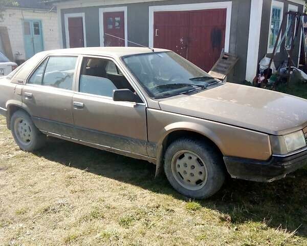 Коричневый Рено 25, объемом двигателя 2.1 л и пробегом 297 тыс. км за 1200 $, фото 1 на Automoto.ua