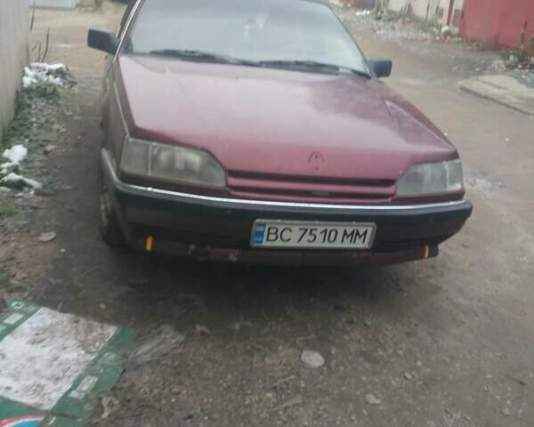 Красный Рено 25, объемом двигателя 2.2 л и пробегом 370 тыс. км за 1300 $, фото 1 на Automoto.ua