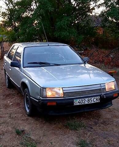 Серый Рено 25, объемом двигателя 2.2 л и пробегом 111 тыс. км за 850 $, фото 1 на Automoto.ua