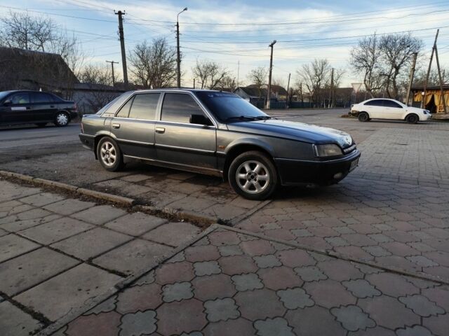 Серый Рено 25, объемом двигателя 2.2 л и пробегом 200 тыс. км за 1400 $, фото 1 на Automoto.ua