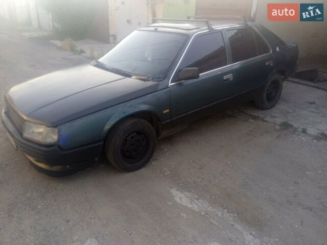 Зелений Рено 25, об'ємом двигуна 2.1 л та пробігом 200 тис. км за 800 $, фото 1 на Automoto.ua